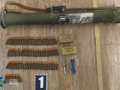 У Рахові правоохоронці блокували канал підпільного збуту боєприпасів
