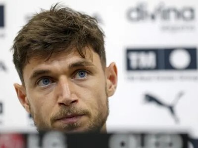 Форварду збірній України не дозволили зіграти в Лізі Європи