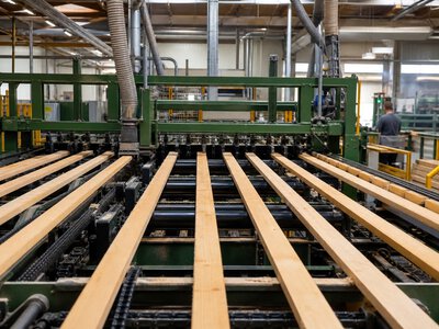 Промислове виробництво в Естонії у липні зросло на 2,3%