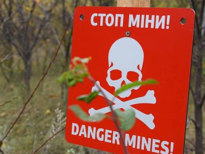 На Шосткинщині чоловік велосипедом наїхав на вибухонебезпечний предмет