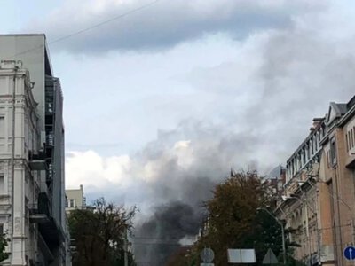 Дрон влучив у будівлю СБУ біля Золотих воріт - УП