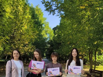 Учениці Шосткинської дитячої школи мистецтв стали лауреатками міжнародного конкурсу малюнка