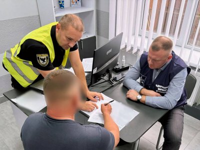 Водієві, який збив дівчат у Микуличині, змінять підозру та вимагатимуть тримання під вартою без застави