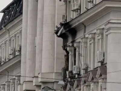 Дрон влучив у будівлю СБУ в центрі Києва: Зеленський анонсував відповідь