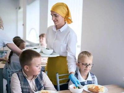 У ліцеї на Рівненщині модернізували шкільну їдальню за 14 млн грн