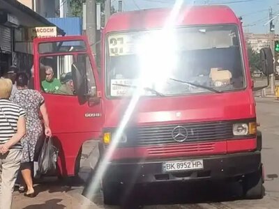Скандал у рівненській маршрутці: омбудсман вимагає перевірки дій водія
