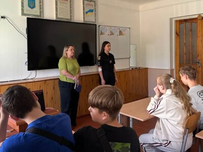 Дубенських ліцеїстів навчали безпечної поведінки онлайн