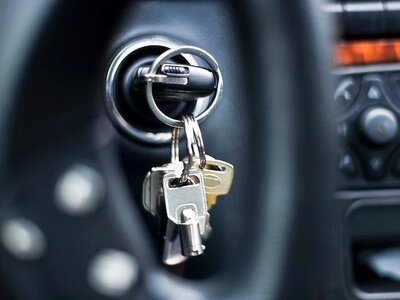 На Полтавщині людям з інвалідністю безоплатно передадуть три автомобілі