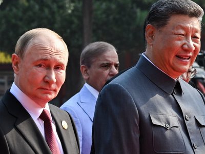 Путін подарував Китаю з початку війни $27 млрд – на знижках на нафту