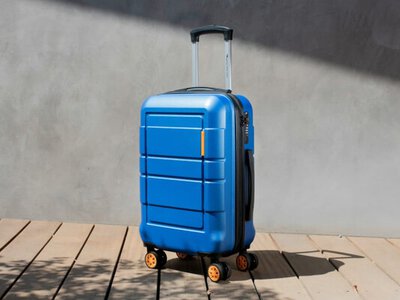 Українці масово виїжджають із Польщі: названо країну, яку обирають дедалі частіше (Відео)