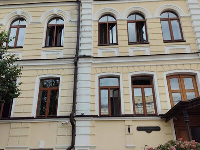 Через російську атаку на Київ пошкоджений Будинок Консисторії на території заповідника «Софія Київська»