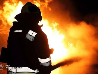 У Херсоні пошкоджено житлові будинки через нічні удари росіян