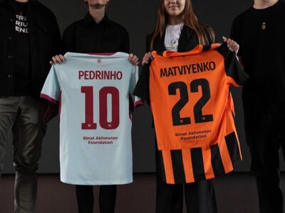 «Шахтар» гратиме в Лізі чемпіонів у футболках із логотипом Rinat Akhmetov Foundation