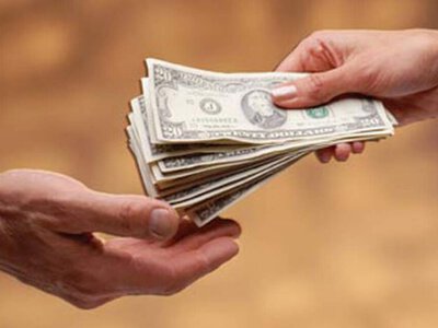 У Франківську директорка стоматцентру дала хабар посадовцю Держпраці за фіктивні результати іспитів