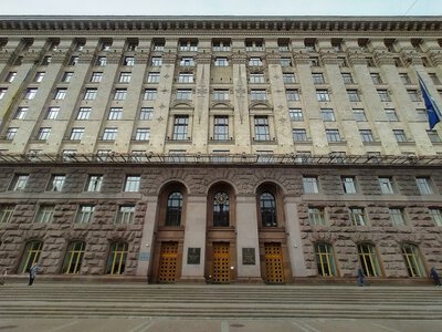 У Києва одночасно є мер, КМДА, Київрада і КМВА: хто насправді за що відповідає
