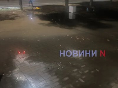 У Миколаєві прорвало великий водовід: значна кількість абонентів можуть залишитися без води