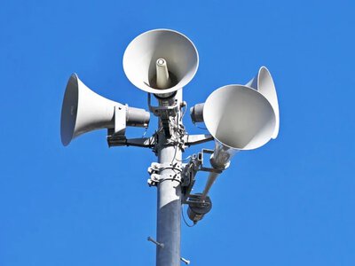 В Україні запроваджують «жовтий» та «червоний» рівні повітряної тривоги: рішення Кабміну 