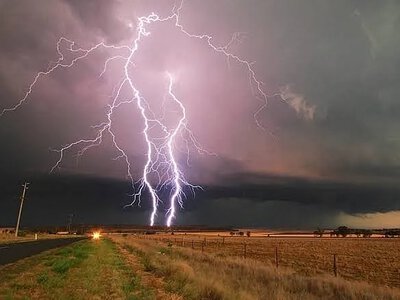 Гроза насувається на Миколаїв: синоптики оголосили жовтий рівень небезпеки