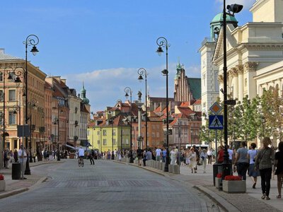 Українці в Польщі можуть перейти на новий статус: що дає карта CUKR на три роки