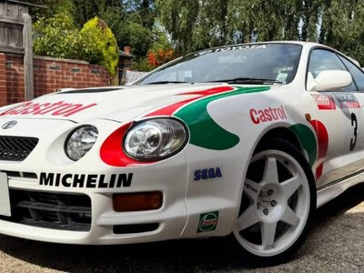 Мрія фанатів ралі: легендарну Toyota Celica у лівреї Castrol виставили на продаж (ФОТО)