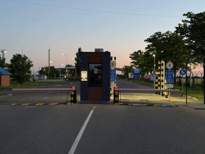 Пункт пропуску «Орлівка» знову призупинив роботу: що відомо