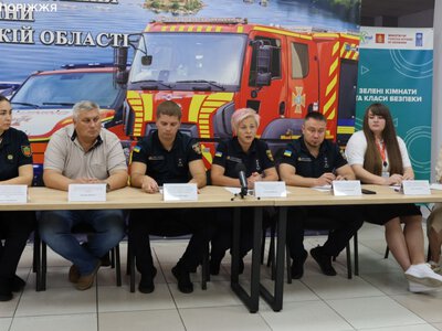Чи готові запорізькі школи до нового навчального року: ДСНС перевірила понад 200 закладів освіти