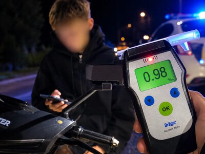 На Рівненщині за ніч зупинили двох нетверезих підлітків на електротранспорті