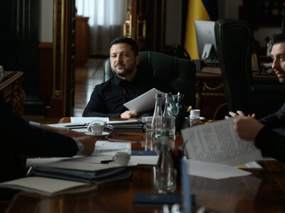 Зеленський провів нараду напередодні візиту представників США
