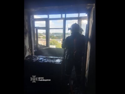 У Шептицькому під час пожежі в багатоповерхівці травмувалися двоє людей