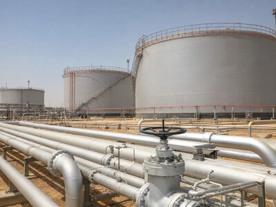 ОПЕК+ не змінюватиме політику видобутку нафти у жовтні