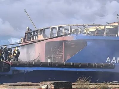У Росії вдруге загорівся криголам «Адмірал Макаров»: вогонь охопив трюм