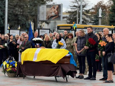 У Рівному попрощалися із військовими Романом Грицюком та Мирославою Наумчук (ФОТО)