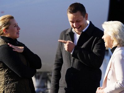 Очільниця ЄС фон дер Ляєн вирушила до Гренландії, демонструючи підтримку острову