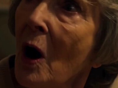 La Robe dans le Carton de Claire