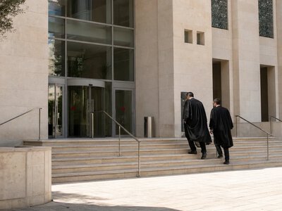 В Ізраїлі відновився судовий процес над Нетаньягу