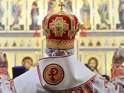 Кіріл заговорив про «Святу Русь» і «бісів» під час візиту до пораненого митрополита