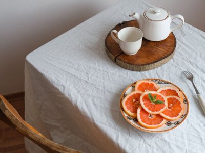Про скатертину можна забути: стильні альтернативи для кухонного столу 