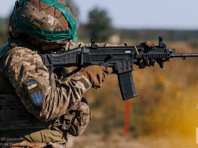 Йдуть малими групами та гублять зв’язок: військовий розкрив ситуацію біля Дніпропетровщини