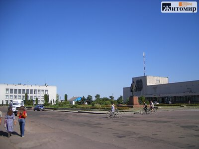 У Черняхові повідомили про постріли біля кафе: очевидець викликав поліцію