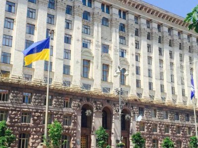 Київ готується до можливих тривалих відключень: створюють продовольчі резерви