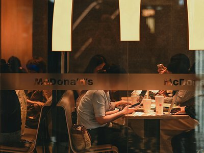 У McDonald's зникли популярні позиції меню через повітряні тривоги - пояснення компанії