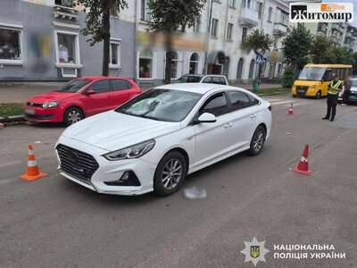 У Бердичеві юнак на Hyundai збив літнього чоловік: потерпілий в реанімації