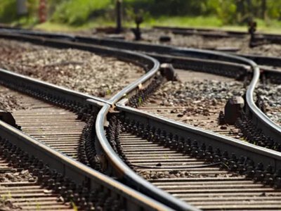 На Закарпатті під колесами потяга загинув 72-річний чоловік: подробиці трагедії — PMG.ua