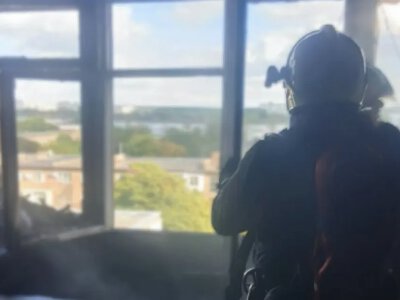 Пожежа в багатоповерхівці у Шептицькому: травмувалися власник квартири та чоловік, який його рятував