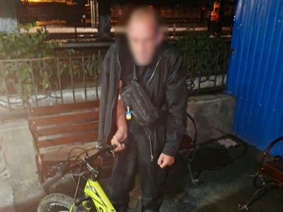 Велосипед викрали з під’їзду, але далеко не поїхали: на Тульчинщині затримали підозрюваного