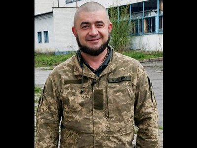 Понад два роки вважався зниклим безвісти: до Козельщинської громади «на щиті» повертається воїн Володимир Мишко