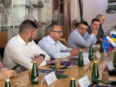Україна – Словаччина: що змінюють нові політичні реалії? Підсумки експертної дискусії