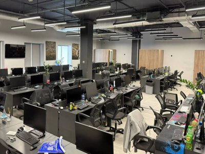Масові зачистки та «канікули»: в Україні закрили 100% шахрайських «офісів» після рейду силовиків