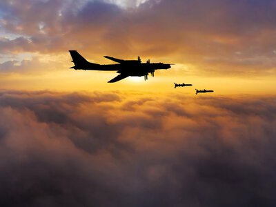 Росія готується до нічної атаки: у повітрі 4 борти Ту-160, високий ризик удару балістикою