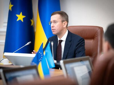 Прем'єр провів термінову нараду через транспортний колапс у Києві